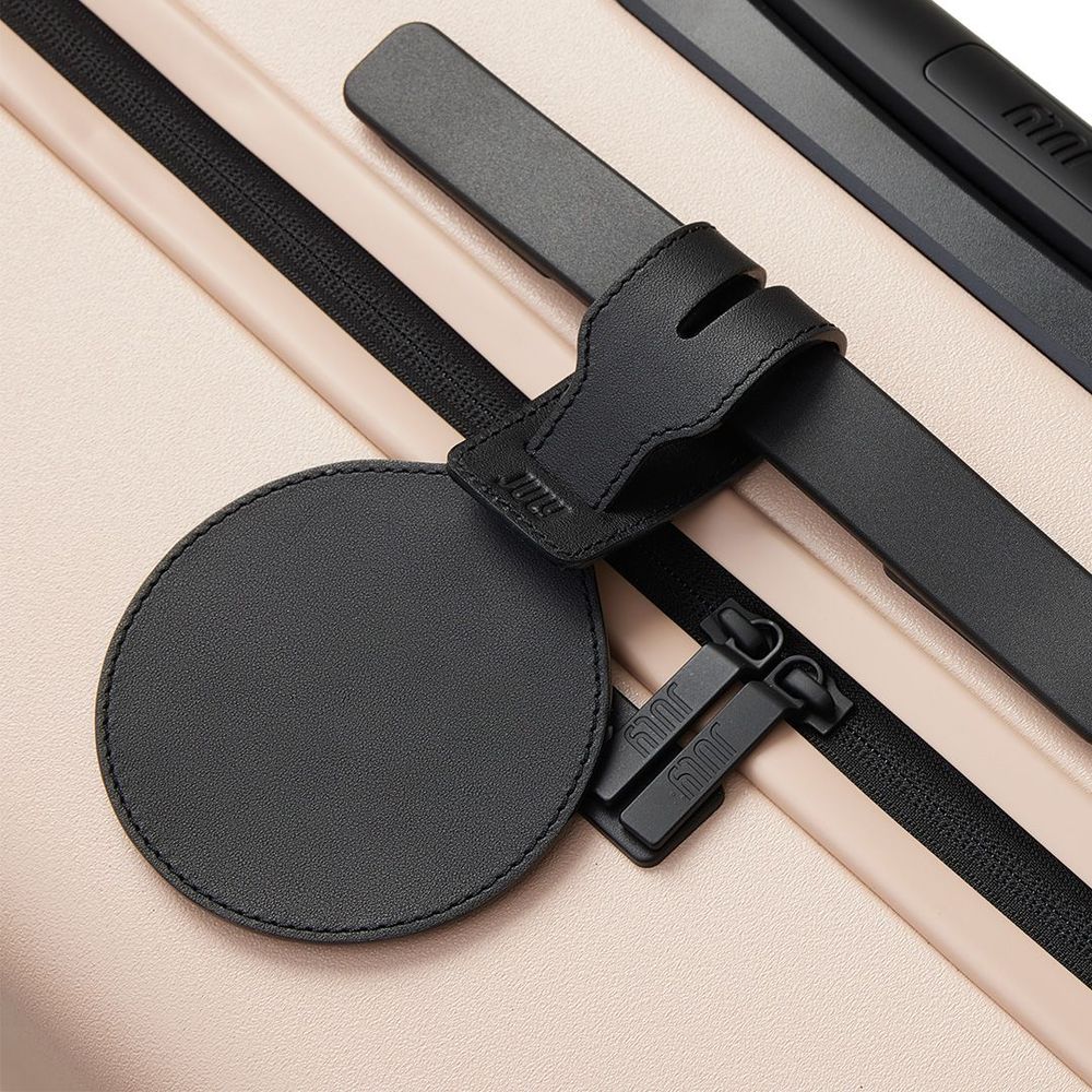 Luggage_Tag_Circle_Black_5_b737ac0cba.jpg