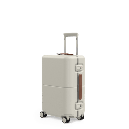 CarryOnTrunk_Cream.png